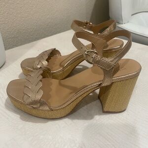 Naturalizer open toes Metallic Gold Block Heel Platforms